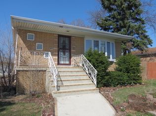 7920 Natchez Ave, Burbank, IL 60459