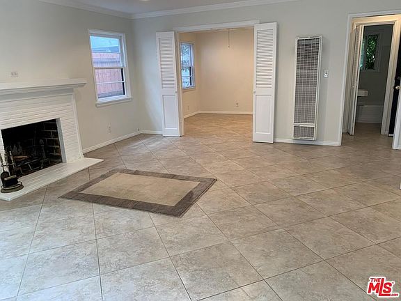 2nd image of 1344 Havenhurst Dr