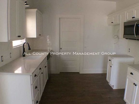 3rd image of 6111A Plantation Ln
