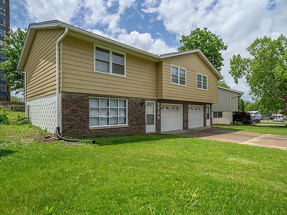 3rd image of 2706 W Millbrook Ct