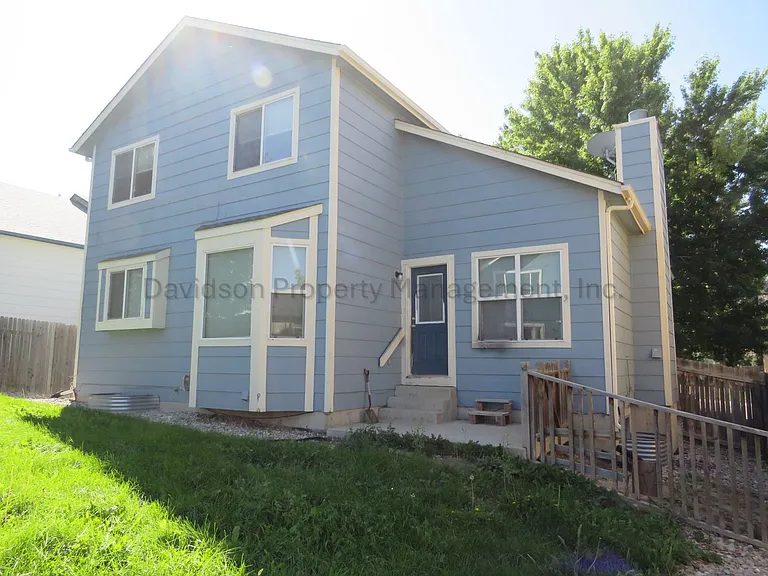 3280 Richmond Dr — Photo 16