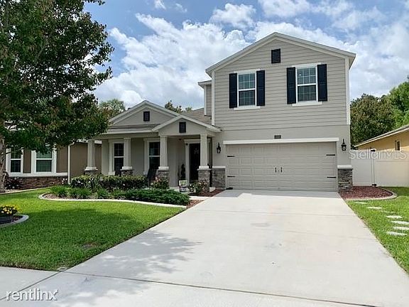 3rd image of 3705 Umbrella Ct