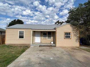 3702 Avenue R, Lubbock, TX 79412