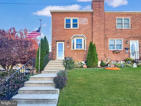 2nd image of 635 Wood St