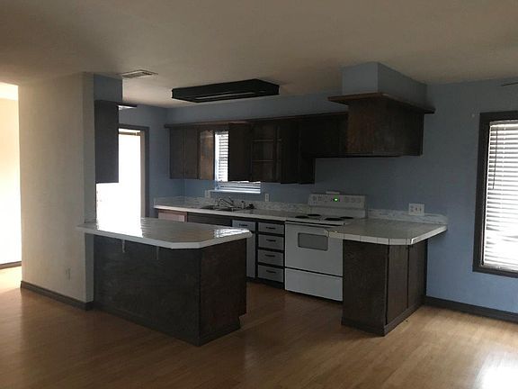2nd image of 421 NW 56th St