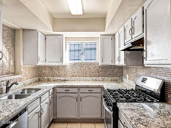 3rd image of 3249 E 25th St