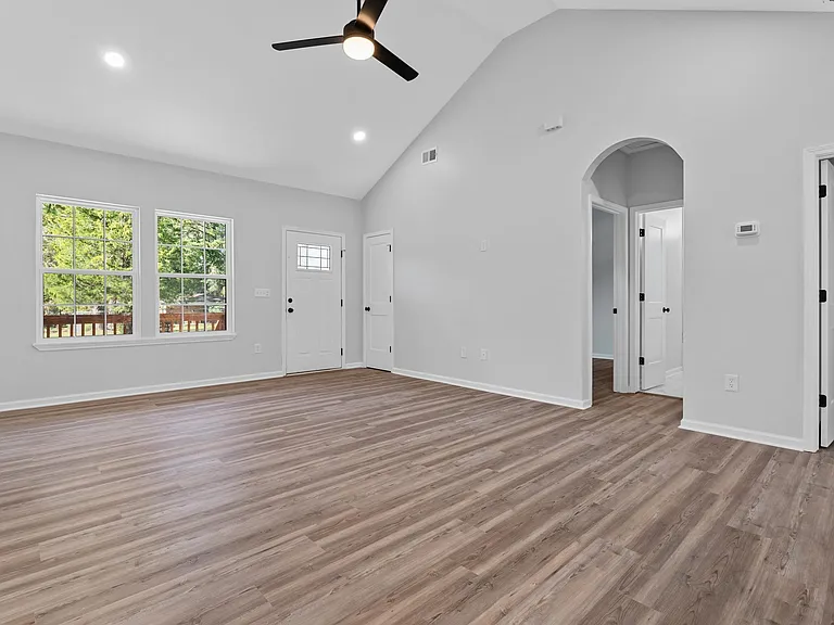 220 Payton Pl — Photo 9