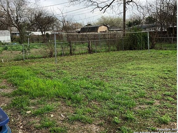4th image of 5150 Village Lawn