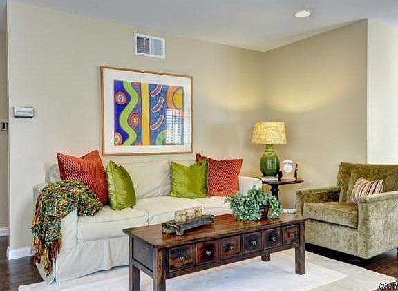 2nd image of 2971 Plaza Del Amo Unit 309