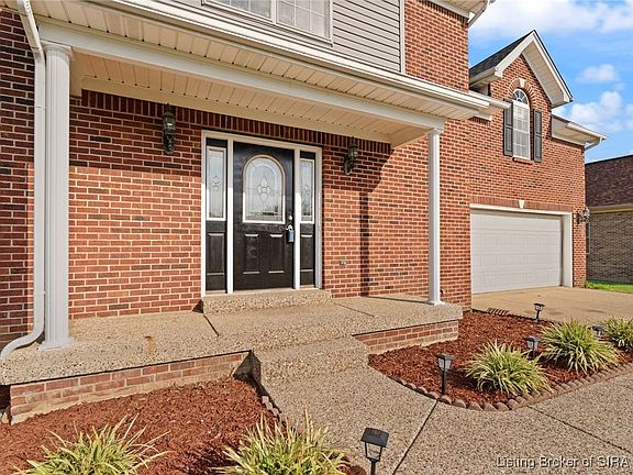 3rd image of 4008 Decker Court