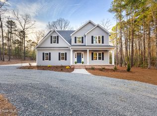 370 Michael Rd, Whispering Pines, NC 28327