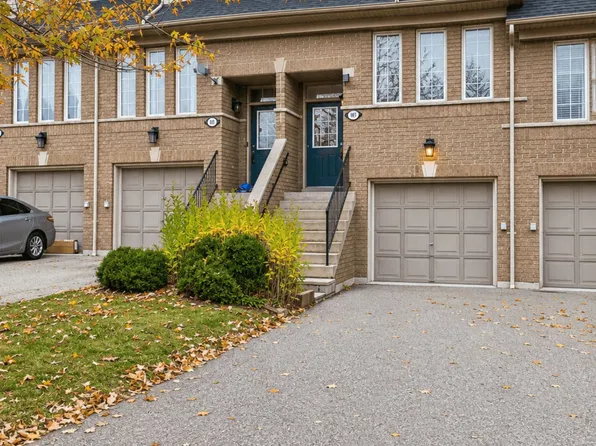167 Trudeau Ave E, Mississauga, ON L4Z 4J1