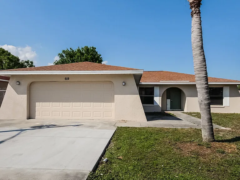 619 Heraldo Ct — Photo 1