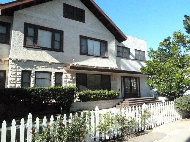 1st image of 3300 6th Ave