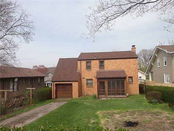 2nd image of 444 Argonne Dr