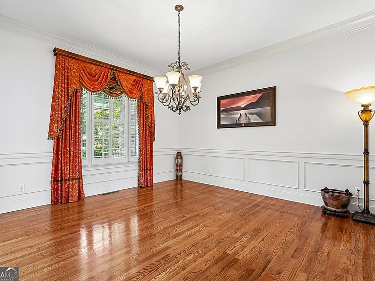 103 Century Park Pl — Photo 31