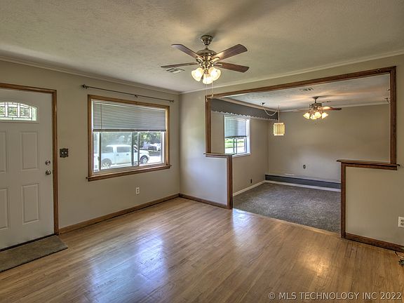 5th image of 1103 Lewis St
