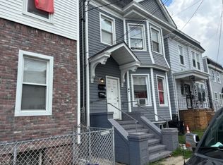 36 Arverne Ter, Irvington, NJ 07111