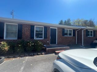 1408 Colony Park Dr #6, Johnson City, TN 37604