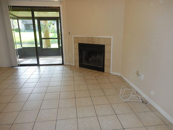 3rd image of 3011 Sea Hawk Dr