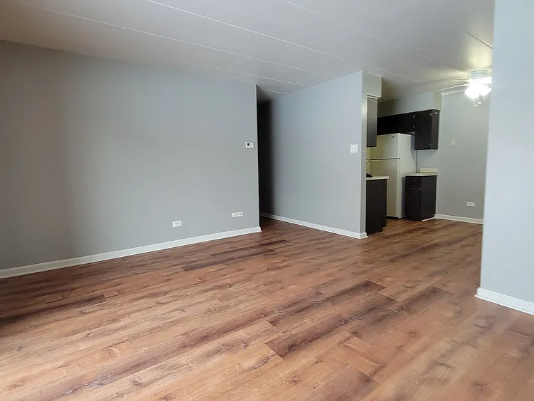 Sandalwood Dr — Photo 5