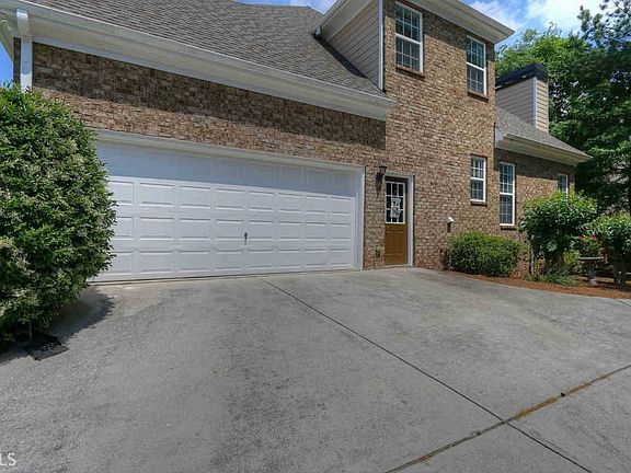 2nd image of 1605 Mount McKinley Dr
