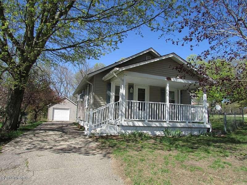1st image of 795 Georgia St NE