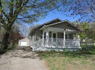 795 Georgia St NE, Grand Rapids, MI 49525
