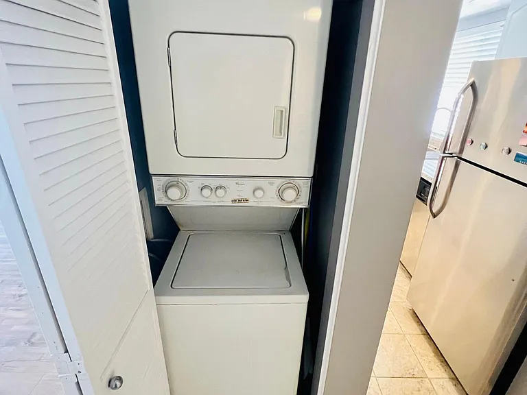 1270 Cleveland Ave #320 — Photo 8