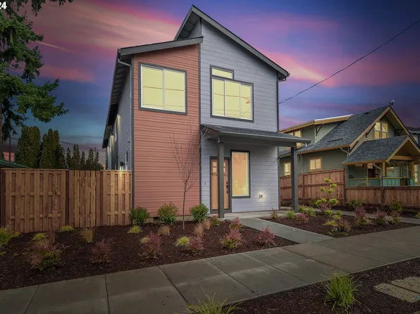 9393 N Ivanhoe St, Portland, OR 97203