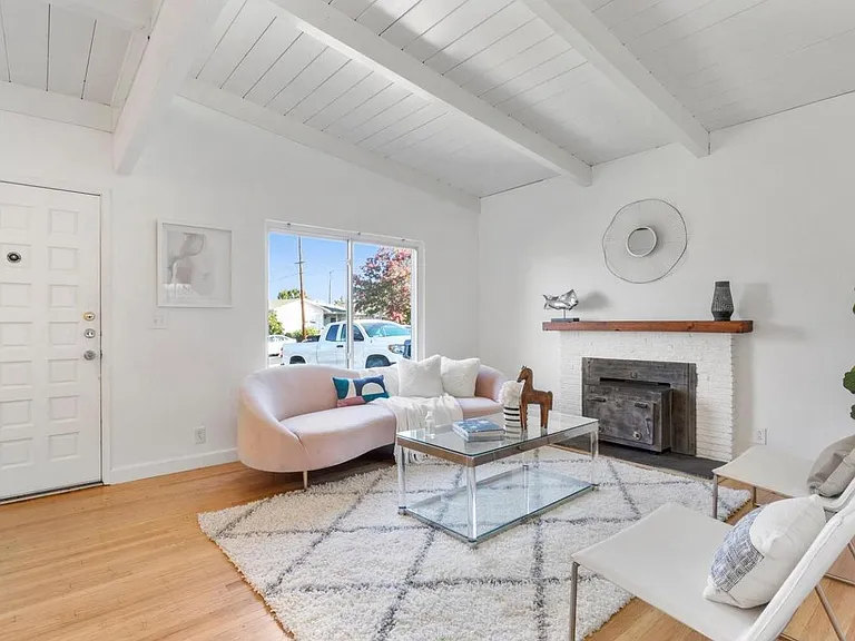 2682 Wallace St — Photo 7