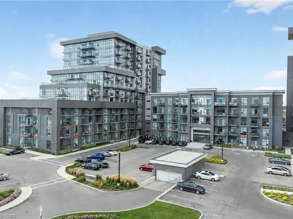 450 Dundas St E #419, Hamilton, ON L8B 0A9