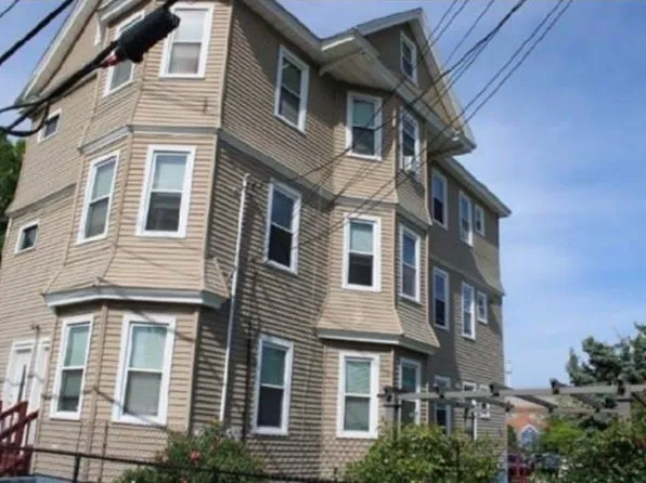162 Prairie Ave, Providence, RI 02905
