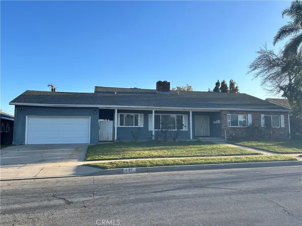 127 W Valencia St, Rialto, CA 92376