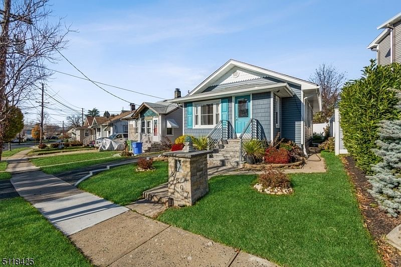 2807 Parkway Ave, Linden, NJ 07036 | Zillow