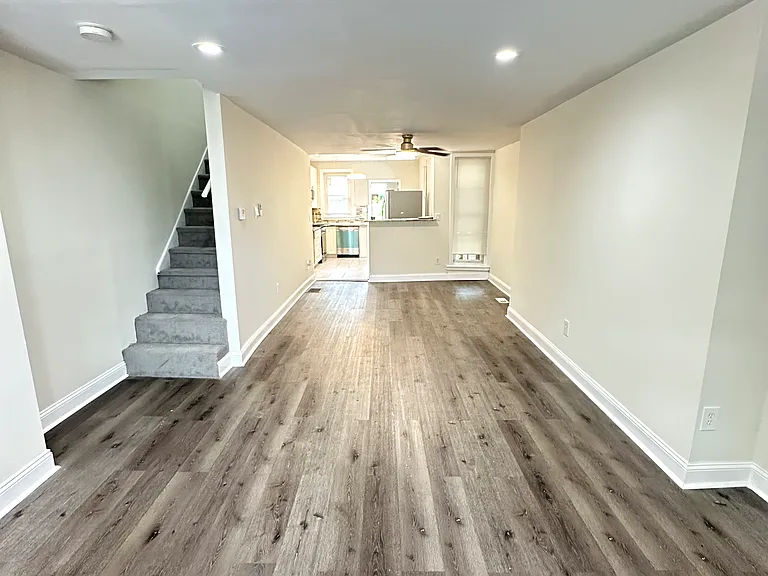 6010 N Lambert St — Photo 5