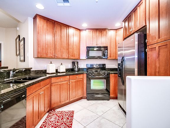 4th image of 5450 E Deer Valley Dr Unit 1219