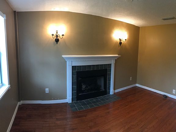 5th image of 42249 E Saffron Ct