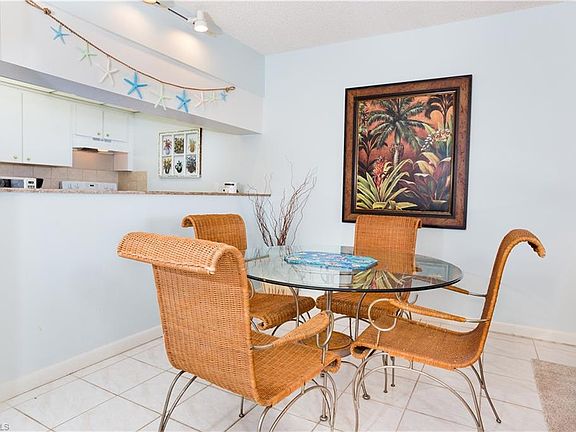 5th image of 625 Nerita St Unit A