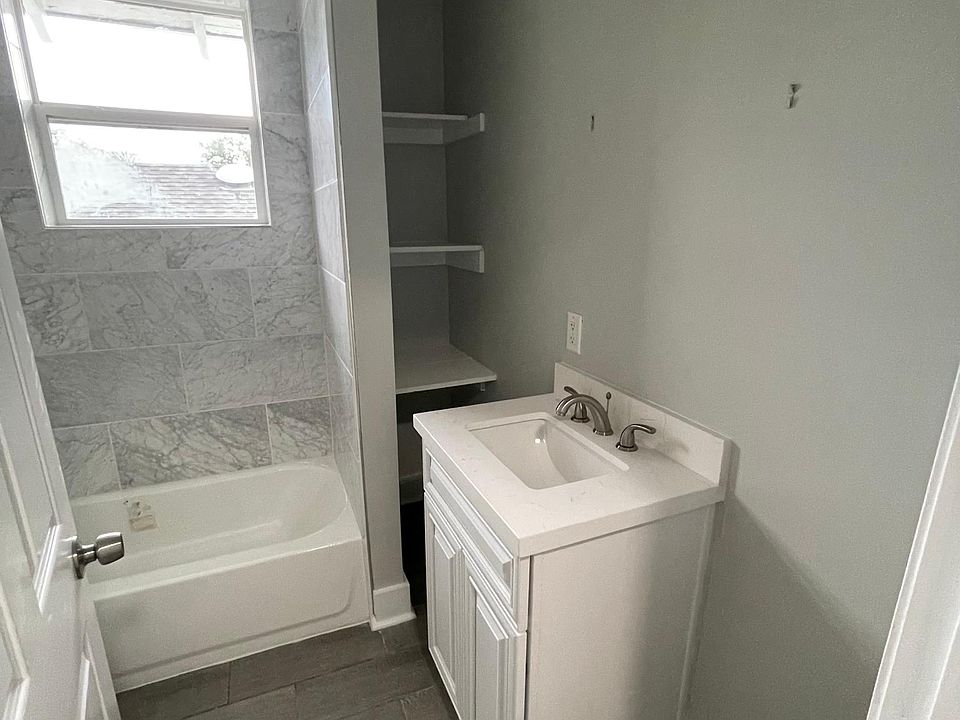 1st image of 7026 S Claiborne Ave Unit 2A
