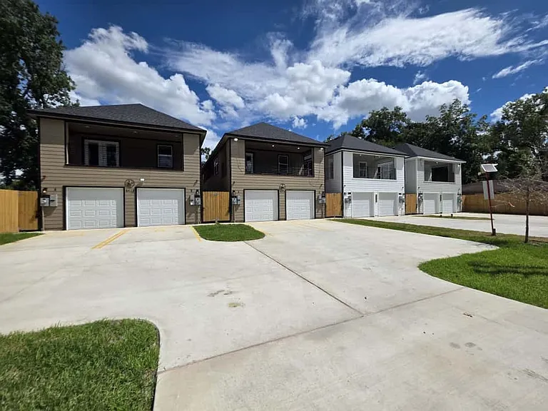 8406 De Priest St #A — Photo 36