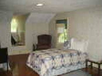4th image of 213 Taliaferro Dr