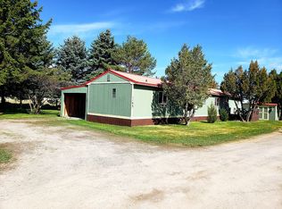 1165 Woodside St, Manhattan, MT 59741