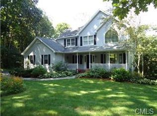 14 Pilgrims Way, Gaylordsville, CT 06755