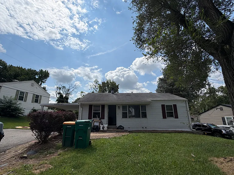 7818 Brand Ave — Photo 1