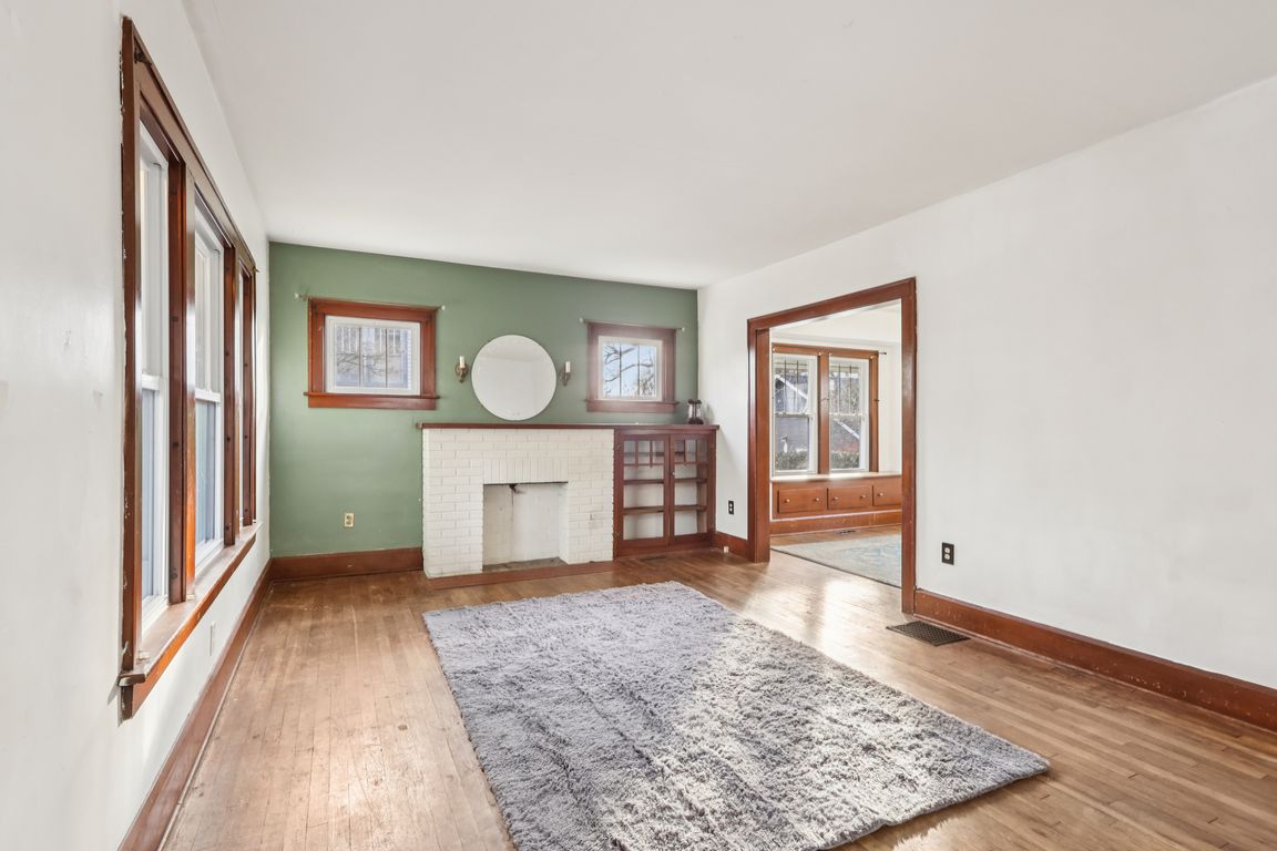 next background image