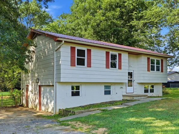 3245 Headrick Ln SE, Cleveland, TN 37323