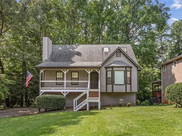 1798 Trophy Dr, Marietta, GA 30062