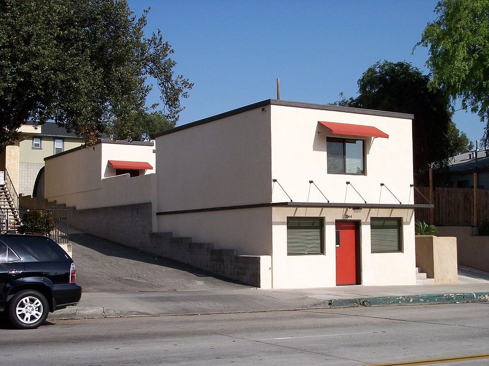 1st image of 1564 N Fair Oaks Ave