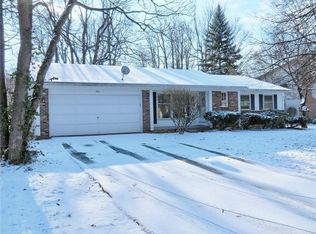 382 Heritage Dr, Rochester, NY 14615